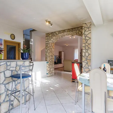 Holiday home Beautiful In